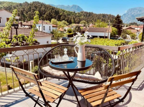 Casa Delicosta- 2 Flat Country house with garden, 15 min from Trikala